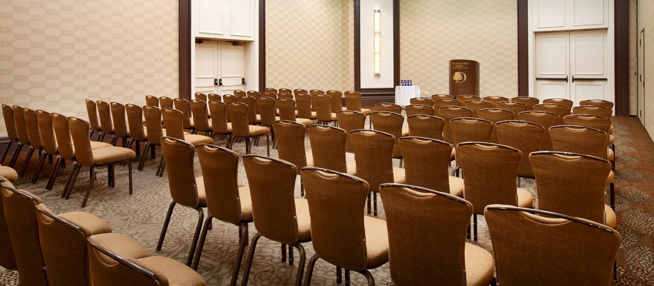 Doubletree By Hilton Hotel Boston - Bedford Glen 외부 사진