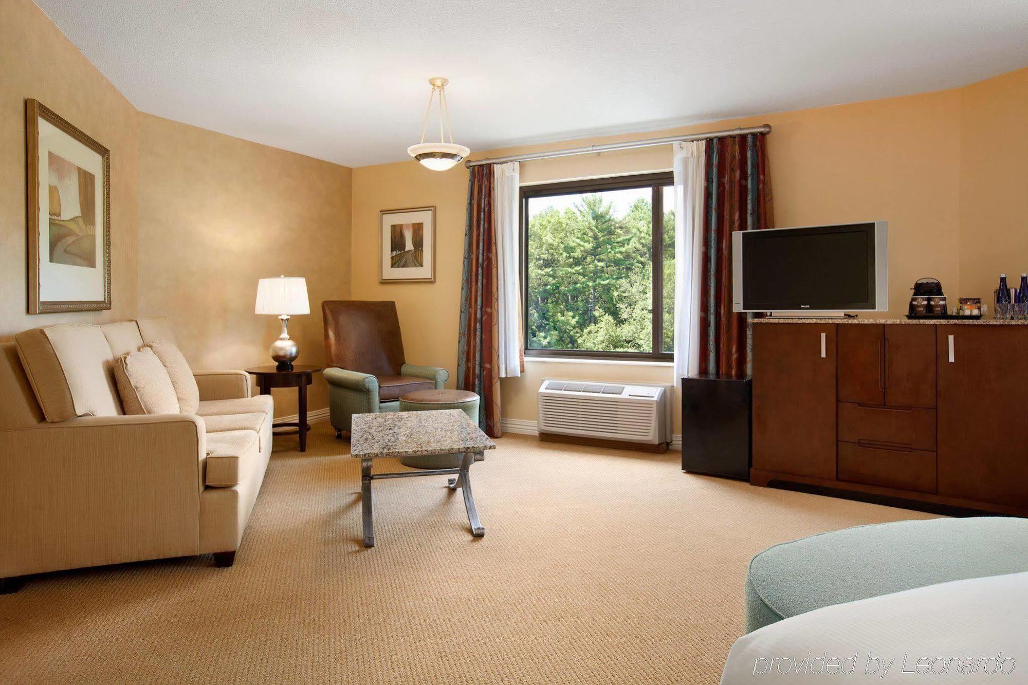 Doubletree By Hilton Hotel Boston - Bedford Glen 외부 사진